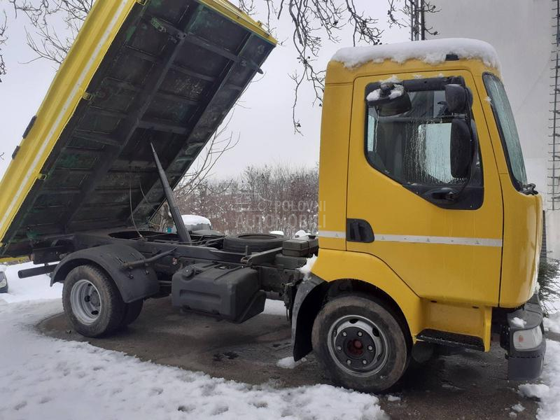 Renault MIDLUM 220