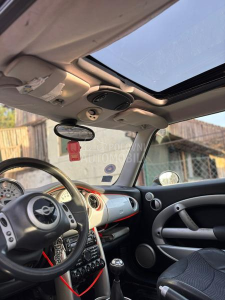 MINI Cooper 1.6