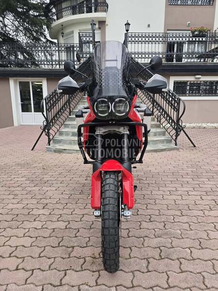 Ducati Desert X Discovery