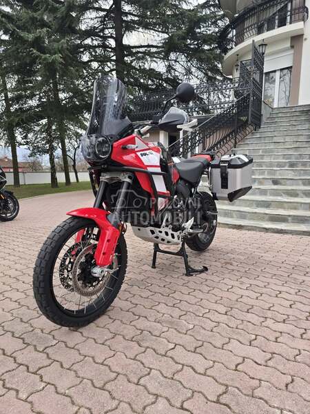 Ducati Desert X Discovery