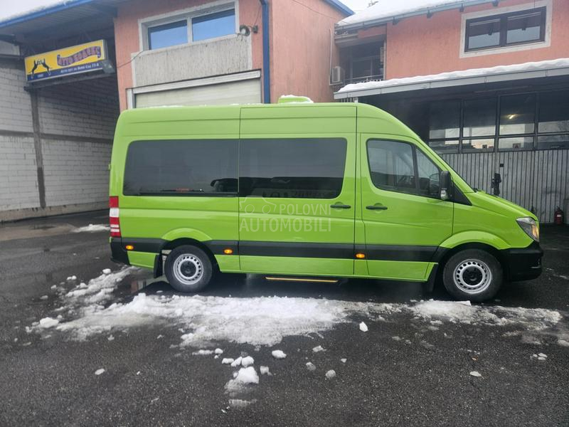 Mercedes Benz Sprinter