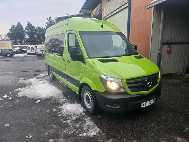 Mercedes Benz Sprinter