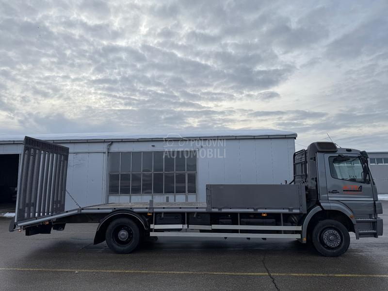 Mercedes Benz Atego 1828