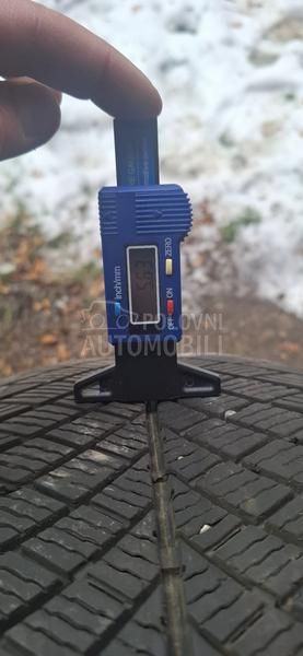 Nankang 215/55 R16 Zimska