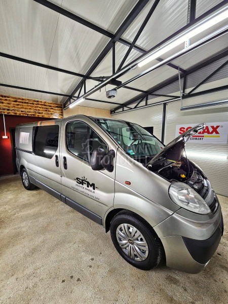 Opel Vivaro 2.5cdti long