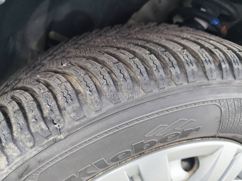 Opel Vivaro 2.5cdti long