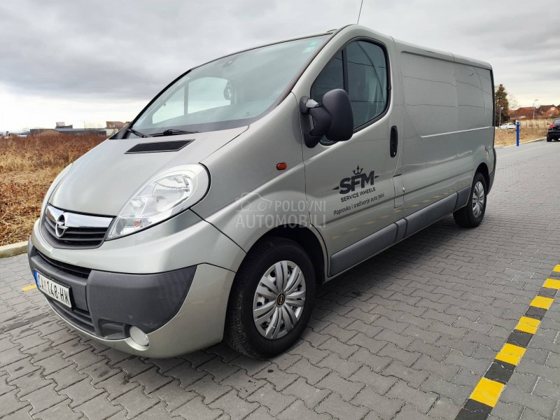 Opel Vivaro 2.5cdti long