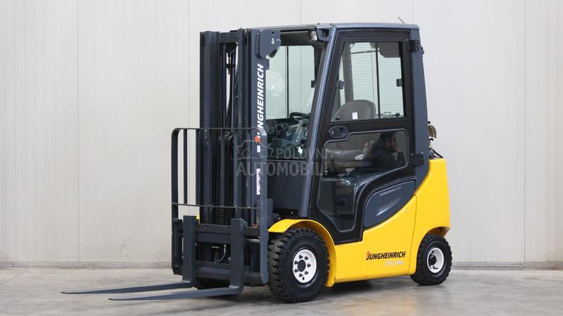 Jungheinrich TFG 320s