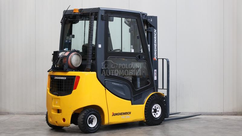 Jungheinrich TFG 320s