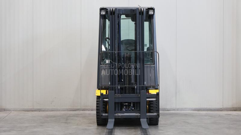 Jungheinrich TFG 320s