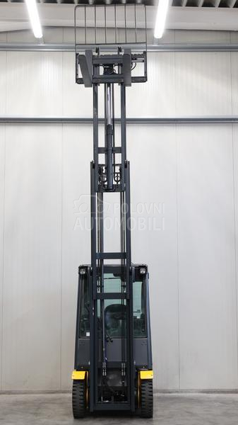 Jungheinrich TFG 320s