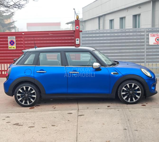 MINI Cooper D