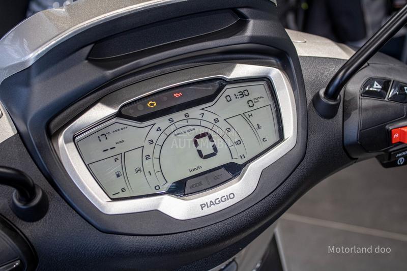 Piaggio Beverly 300 hpe