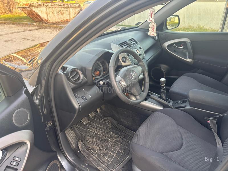 Toyota RAV 4 2.2 D4D