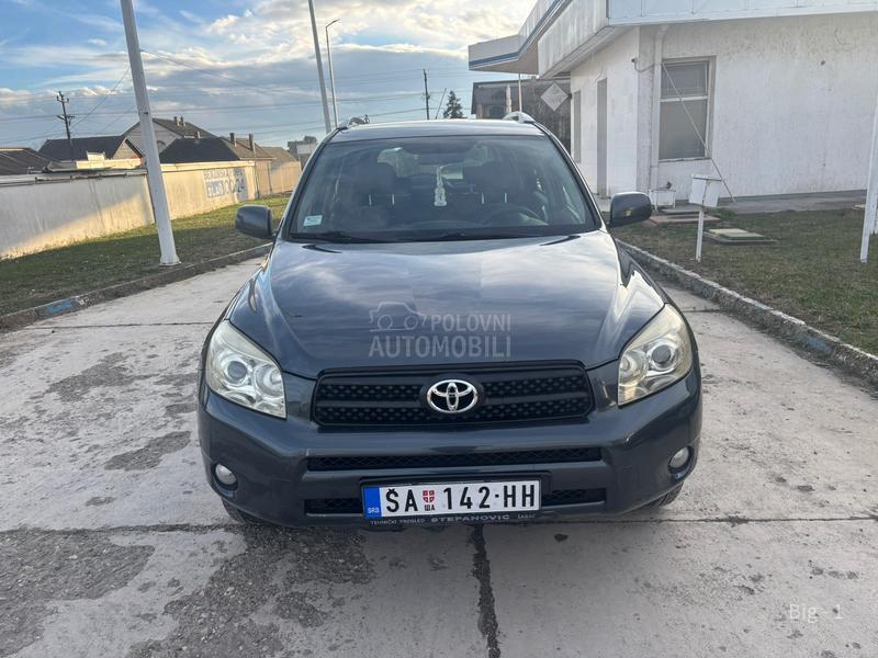 Toyota RAV 4 2.2 D4D