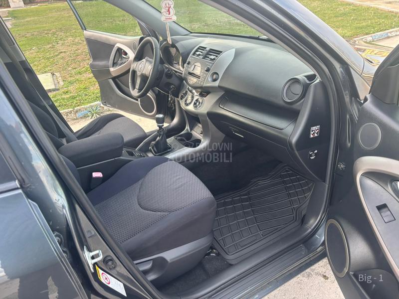 Toyota RAV 4 2.2 D4D