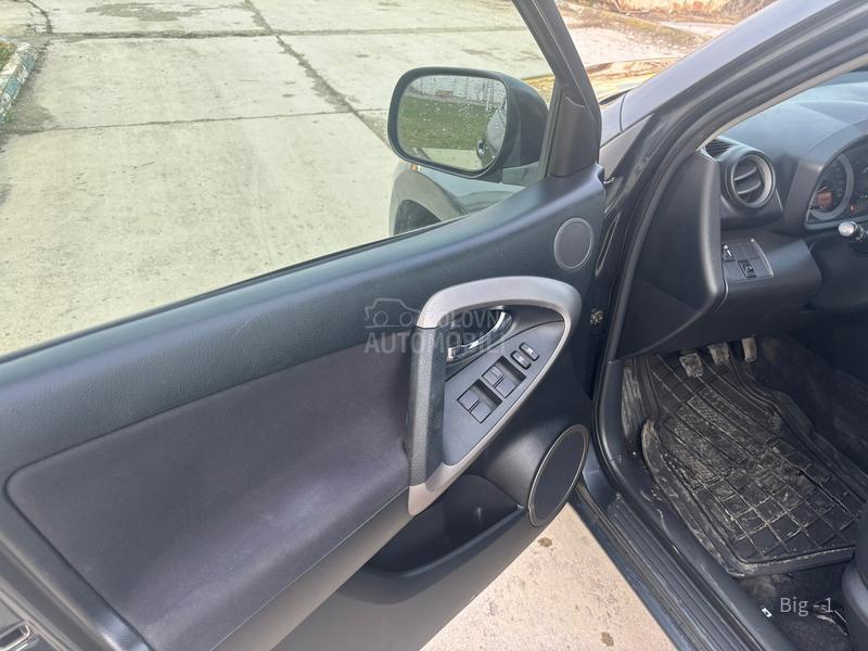 Toyota RAV 4 2.2 D4D