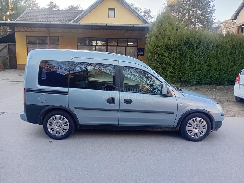 Opel Combo metan do 2035