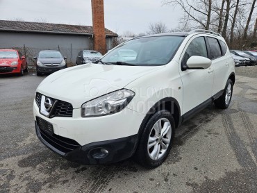 Nissan Qashqai + 2 A K C I J A