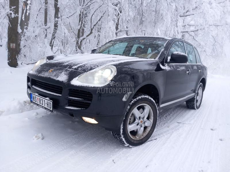Porsche Cayenne 