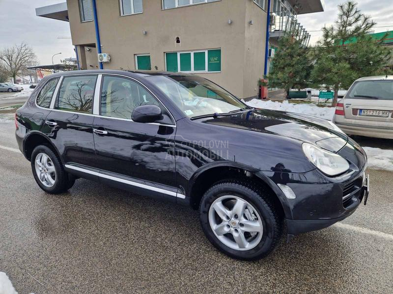 Porsche Cayenne 