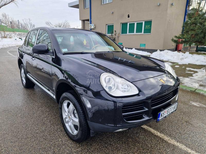 Porsche Cayenne 