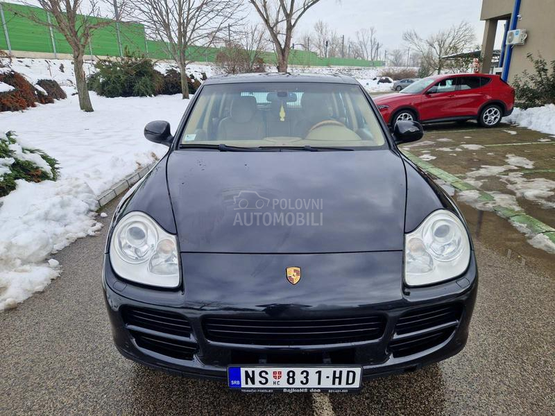 Porsche Cayenne 