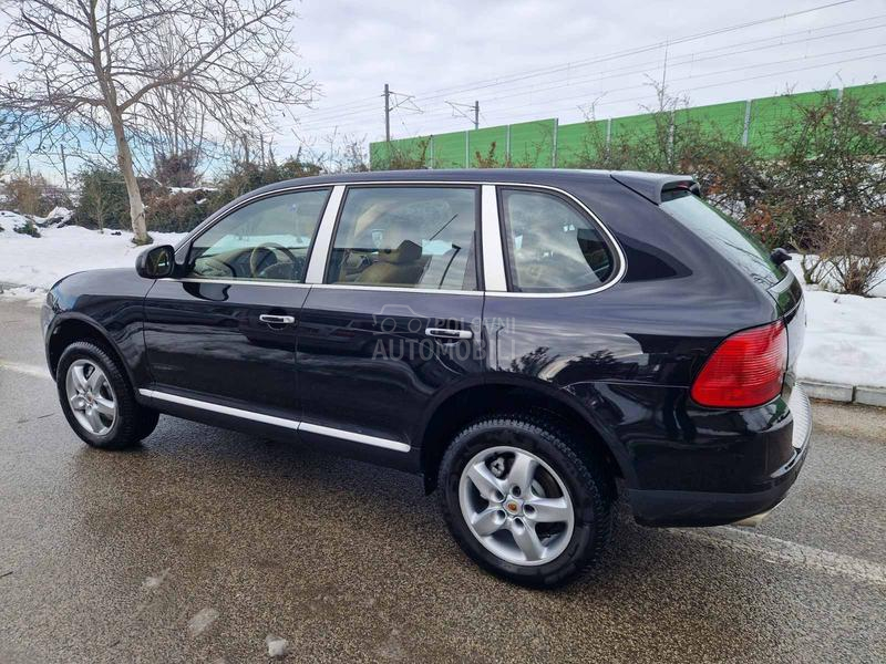 Porsche Cayenne 