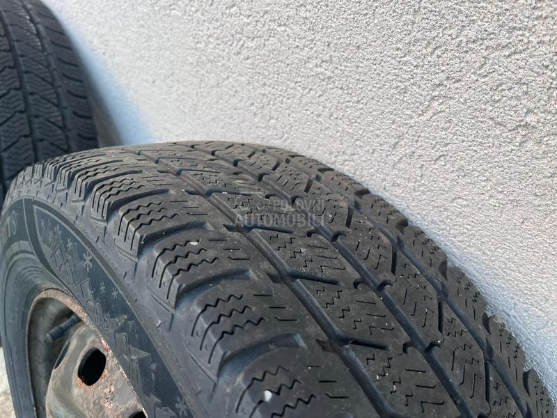 Semperit 205/65 R16 Zimska