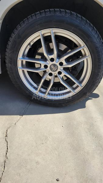 Goodyear 235/50 R18 Sve sezone