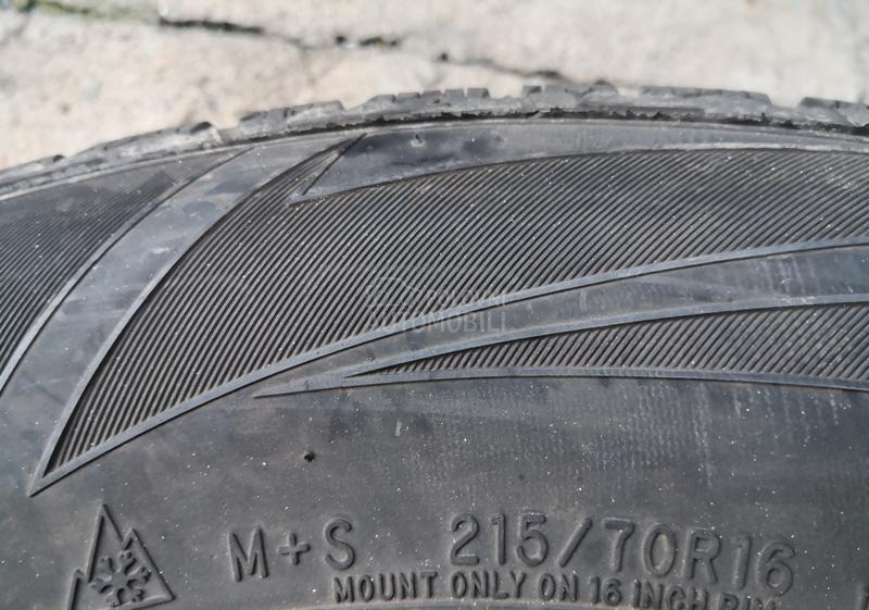Cooper 215/70 R16 Zimska