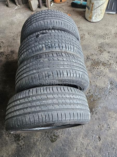 Kumho 215/45 R16 Letnja