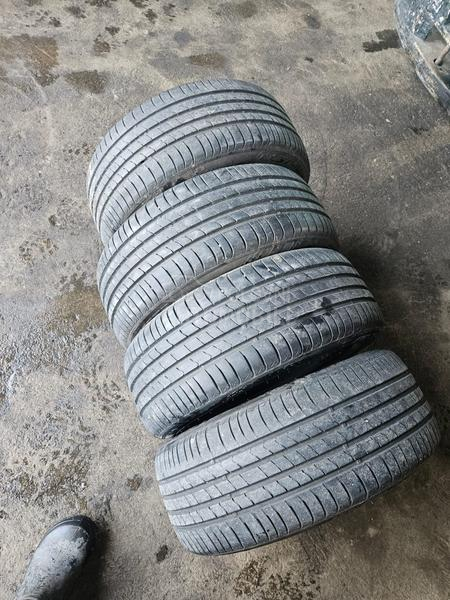 Kumho 215/45 R16 Letnja