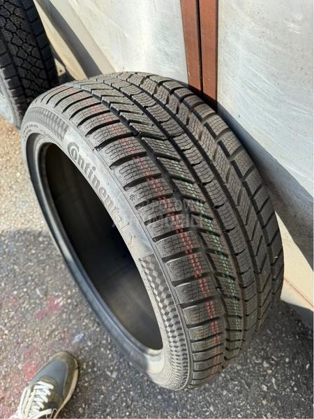Continental 225/40 R18 Zimska