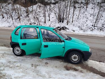 Opel Corsa B 