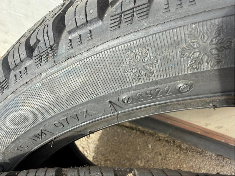 Tigar 215/45 R17 Zimska