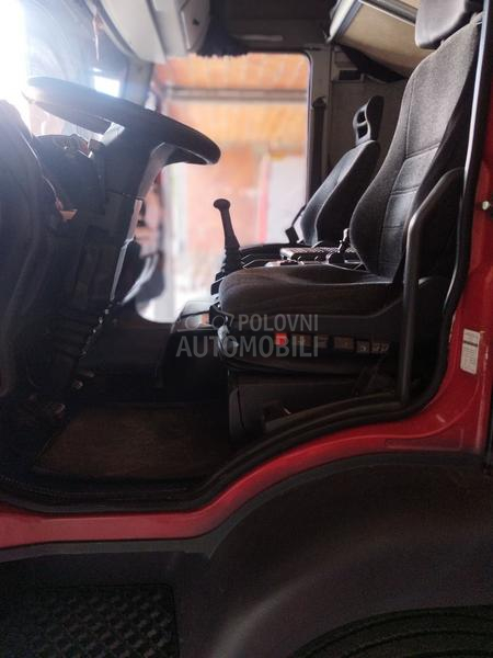 Iveco 130E18 sa Kranom