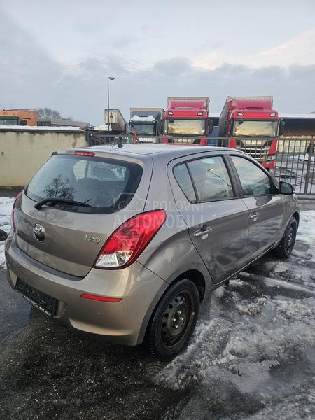 Hyundai i20 1.2b