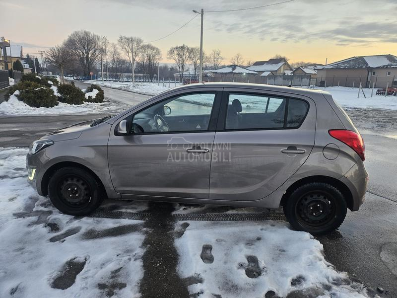 Hyundai i20 1.2b