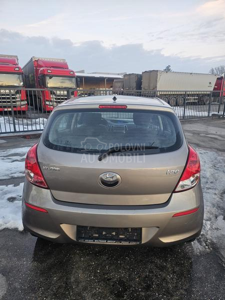 Hyundai i20 1.2b