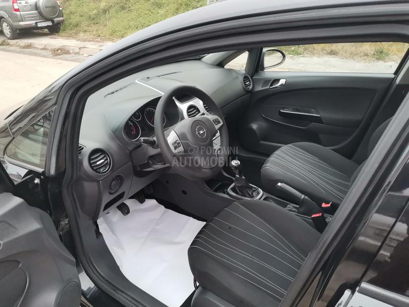 Opel Corsa D 