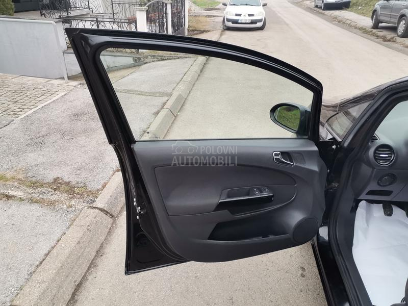 Opel Corsa D 