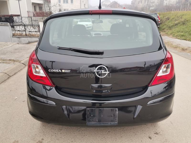 Opel Corsa D 