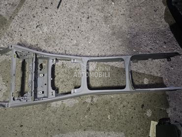 Srednja donja konzola za Volkswagen Passat B6 od 2005. do 2010. god.