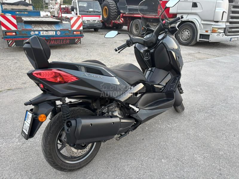 Yamaha xmax