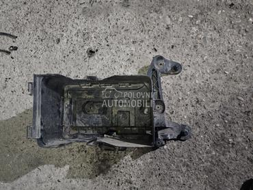 Kućište akumulatora za Volkswagen Passat B6 od 2005. do 2010. god.