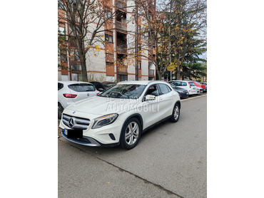 Mercedes Benz GLA 180 