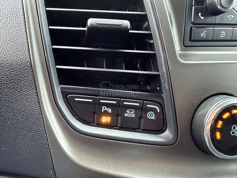 Ford Transit Custom GRI0515