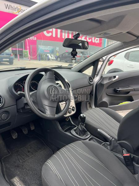 Opel Corsa D 