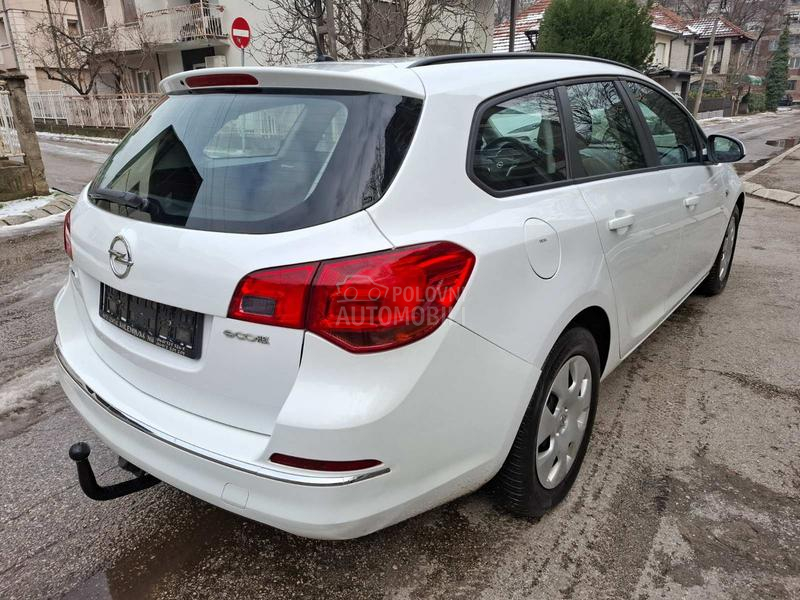 Opel Astra J D I Z E L